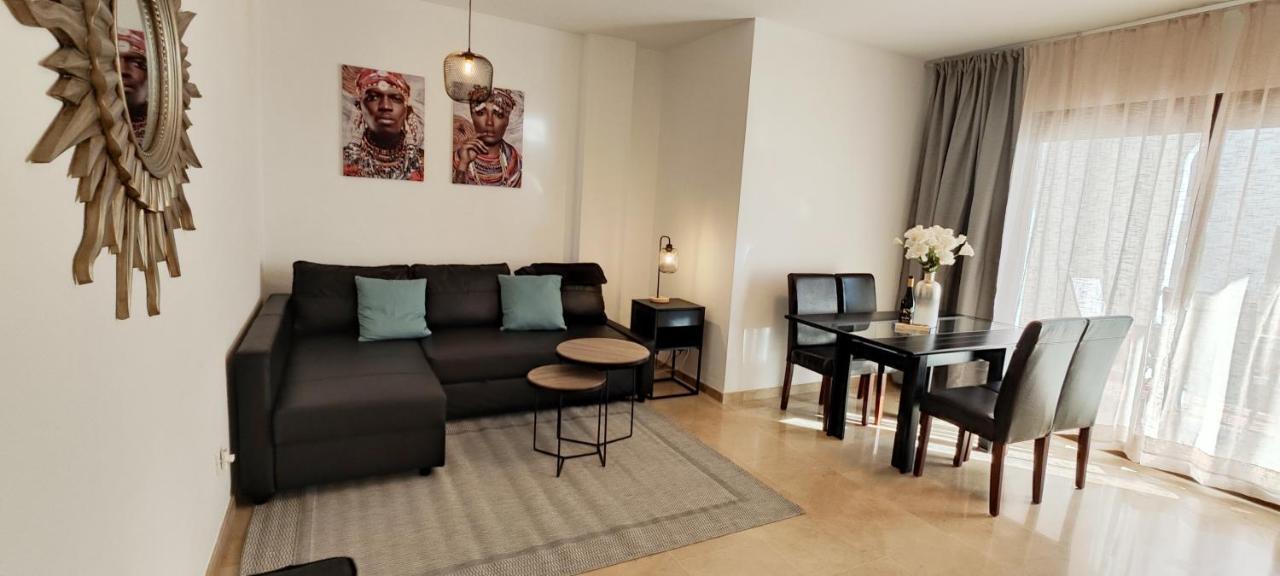 Puerto De La Duquesa Sea View Apartment Manilva Bilik gambar
