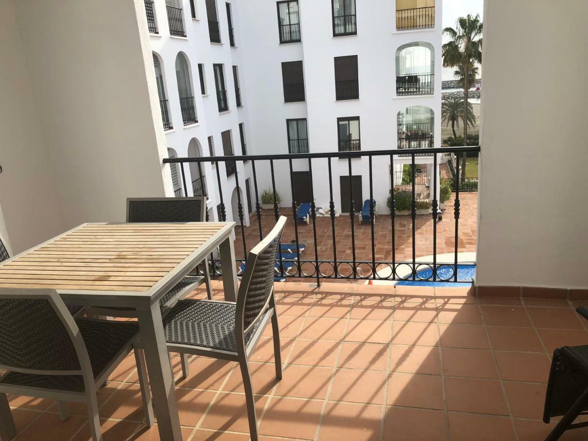 Puerto De La Duquesa Sea View Apartment Manilva Luaran gambar